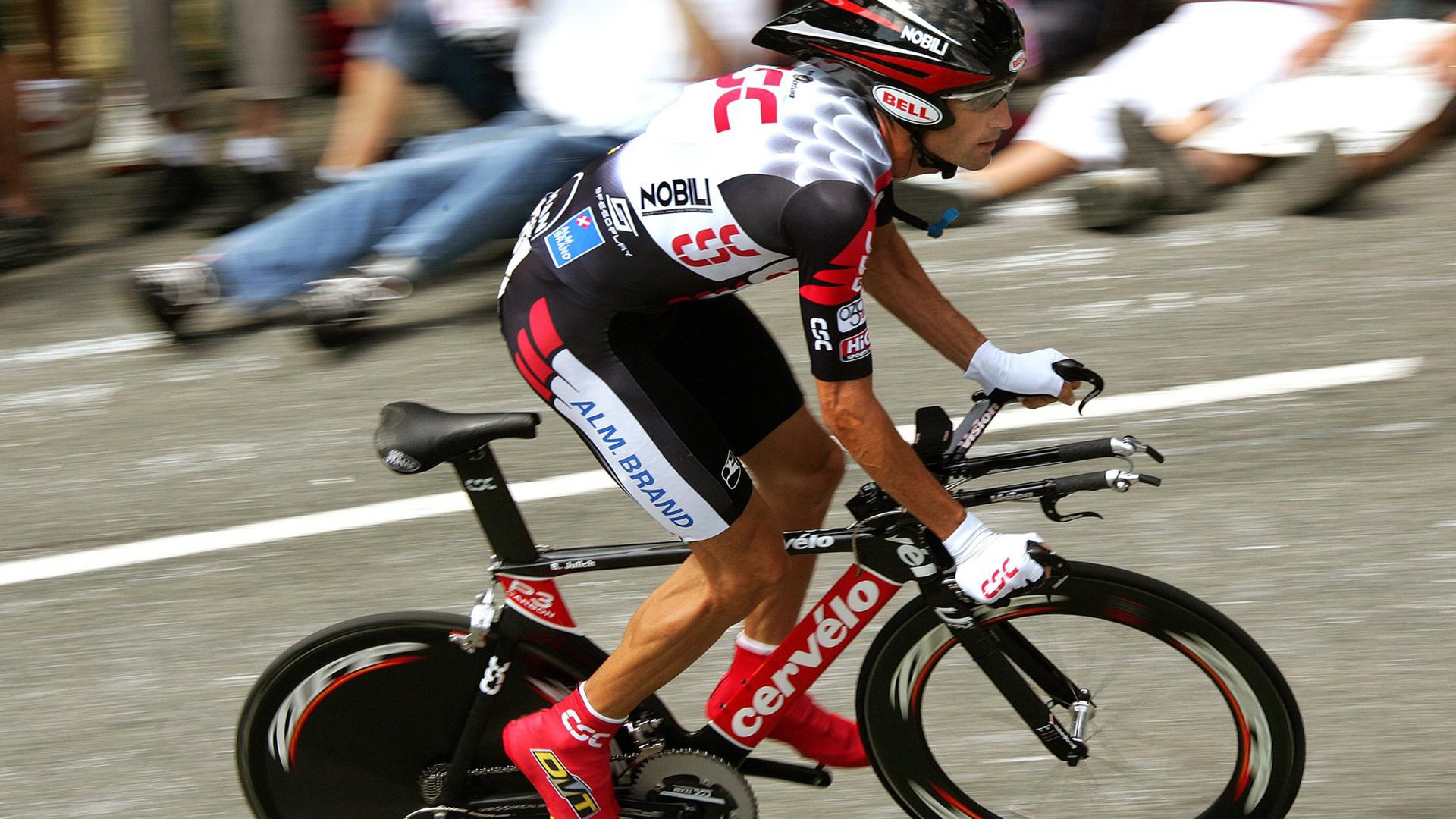 公牛队在关键战中取胜,士气大振,公牛队出场说的什么